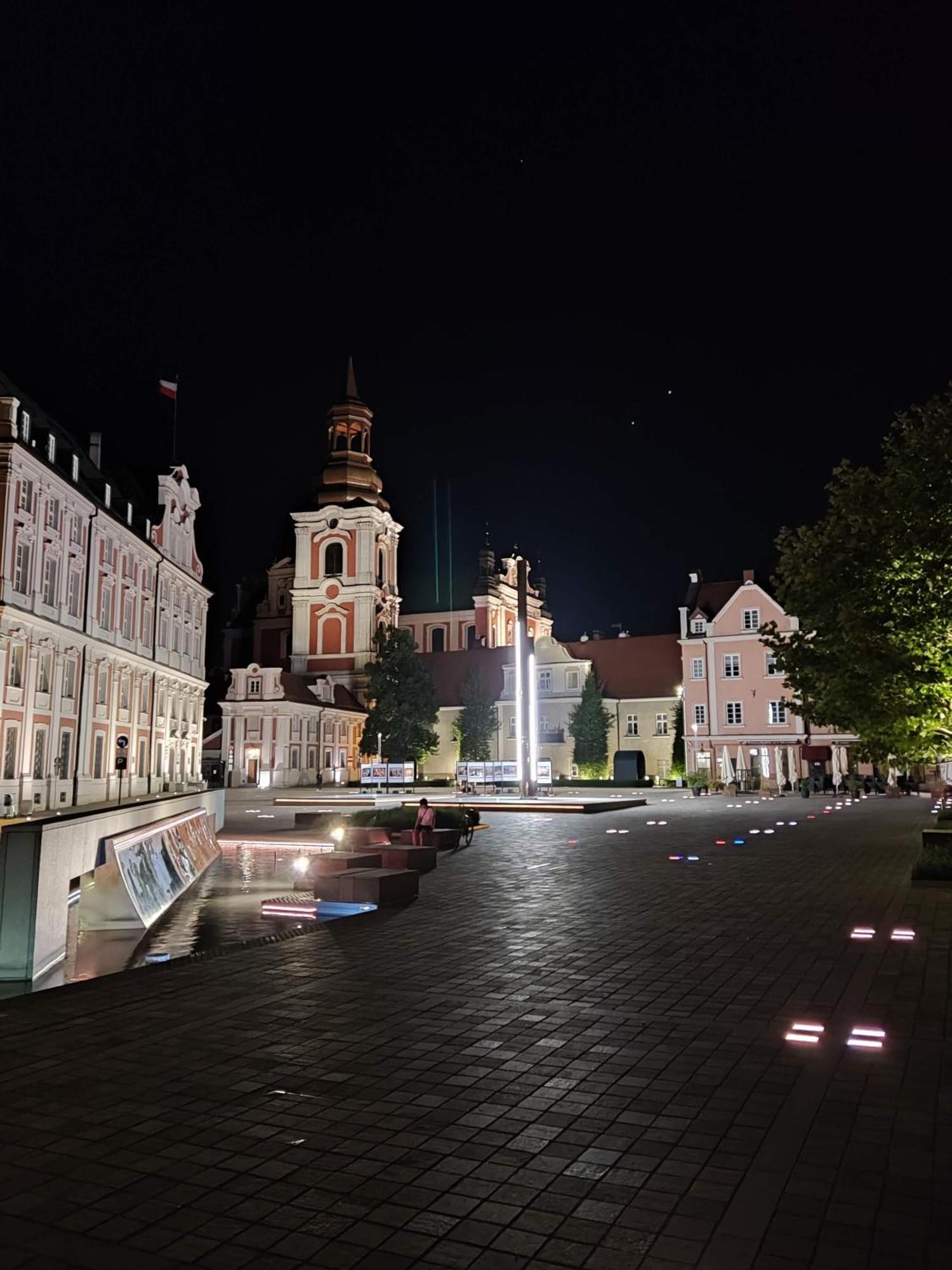 Appartamento Apartament Centrum Hga - Garbary Poznań Esterno foto